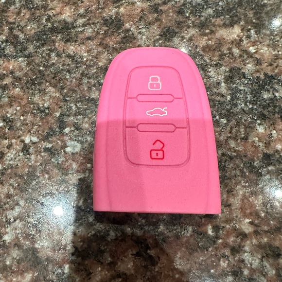 2015 Audi key cover gentley used - Picture 1 of 3